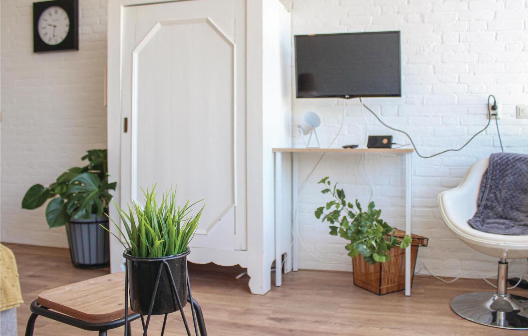 2 Bedroom Lovely Home In בראוניסה מראה חיצוני תמונה